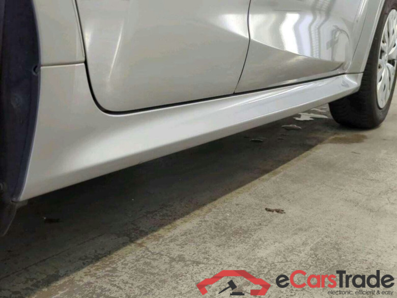 TOYOTA Yaris 1.5 VVT-i Active #5