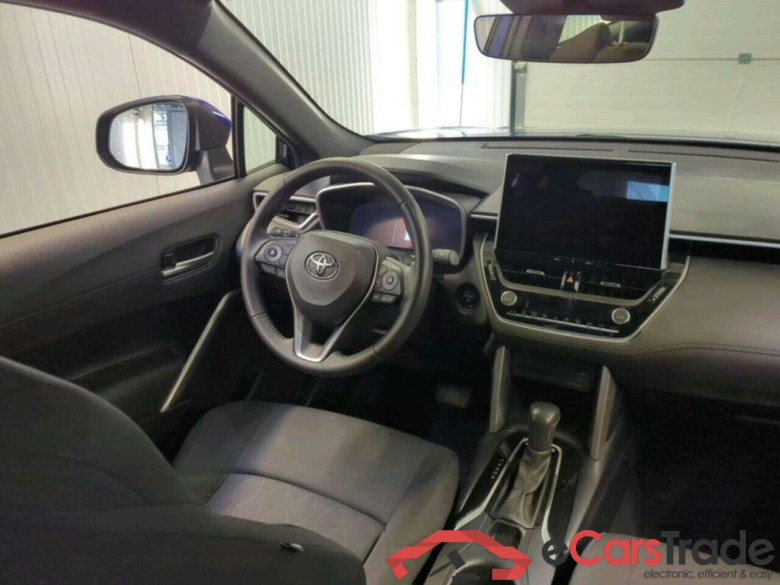 TOYOTA Corolla Cross Hybrid 140 Active #3