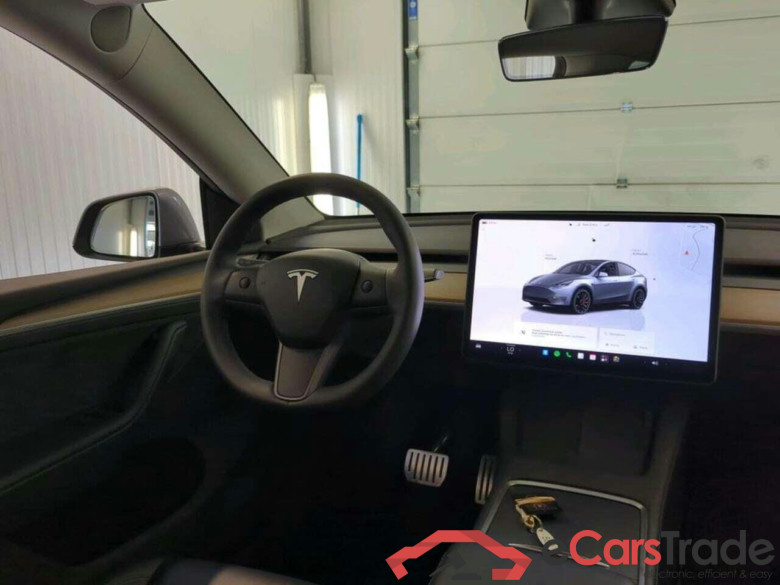 Tesla Model Y PerformanceAWD 75kWh #3