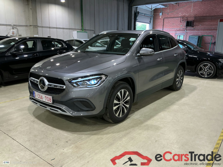 MERCEDES-BENZ GLA 1.3 GLA 250 E #1