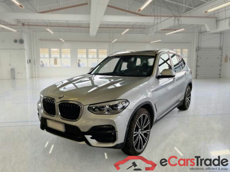 BMW X3 / 2017 / 5P / SUV XDRIVE 30E BUSINESS ADVANTAGE #1