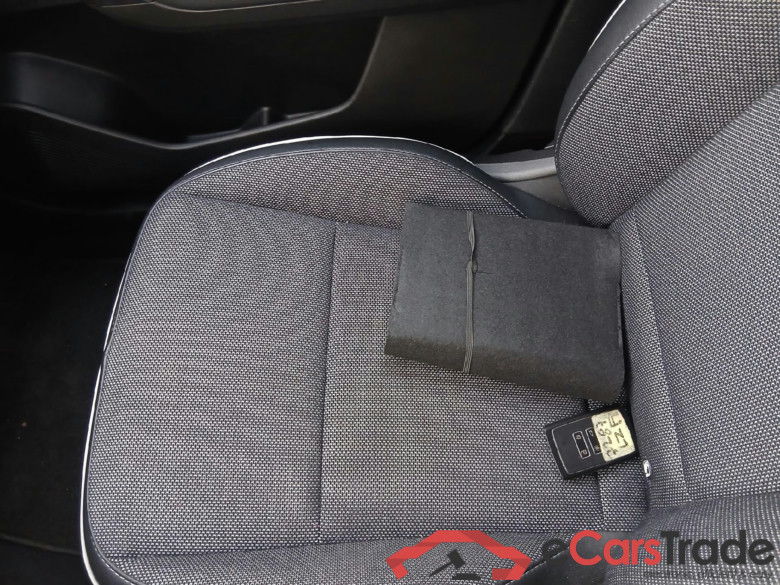 RENAULT Captur / 2020 / 5P / todoterreno Zen E-TECH Híbrido enchufable 160cv #5