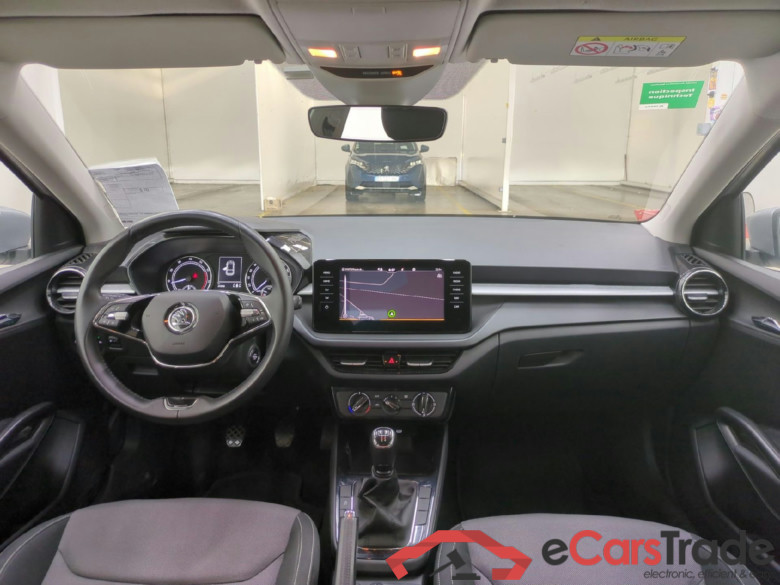 Fabia Ambition 1.0 MPI 80CV BVM5 E6d #5
