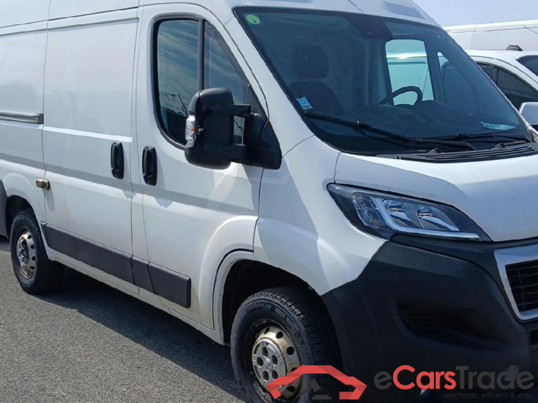 PEUGEOT Boxer / 2014 / 4P / Fourgon tôlé BlueHDi 120 S&S ASPHALT 333 L1H2 #2