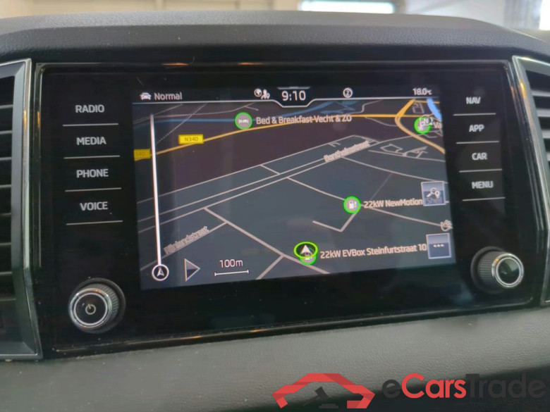 SKODA Karoq 110 kW #3