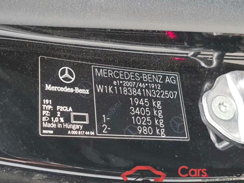 MERCEDES-BENZ CLA-klasse 180 Bus. Sol. AMG #4