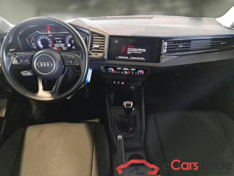 AUDI A1 / 2018 / 5P / BERLINA 25 TFSI ADMIRED SPORTBACK #3