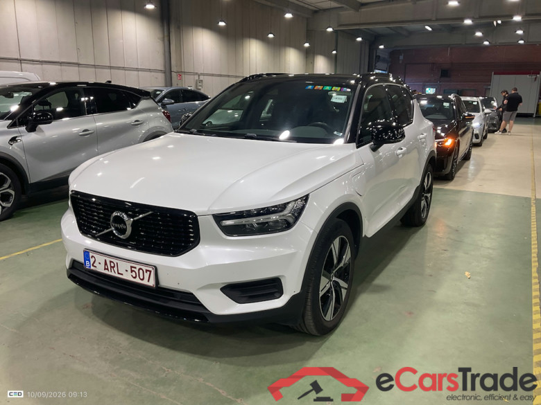 VOLVO XC40 1.5 T4 RECHARGE GEARTRONIC R-DESIGN #1