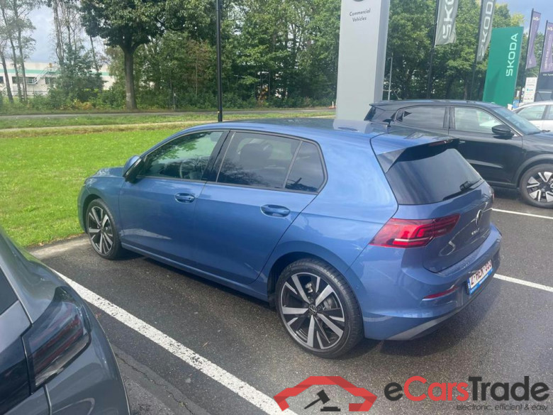 VOLKSWAGEN Golf VIII Golf 1.5 TSI Life Business