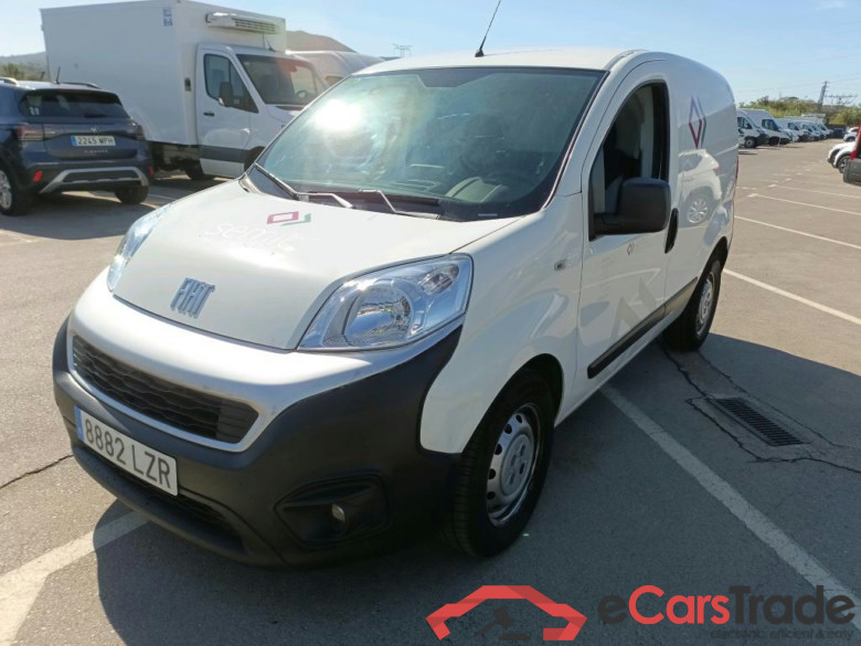 FIAT Fiorino / 2016 / 4P / furgón derivado de turismo Cargo SX N1 1.3 MJet 59 kW (80 CV) #1