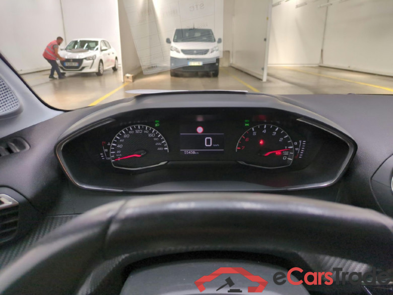 PEUGEOT 208 / 2019 / 5P / Berline PureTech 75 S&S Active Pack #6
