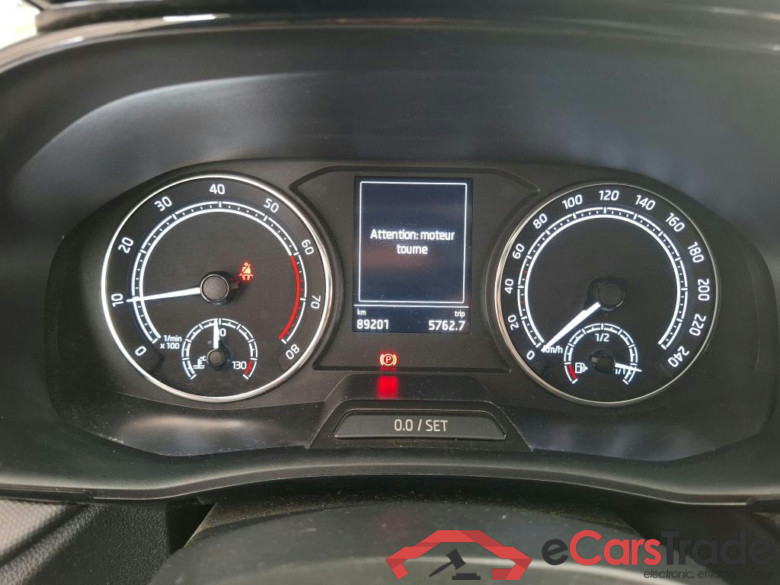 Fabia Ambition 1.0 MPI 80CV BVM5 E6d #6
