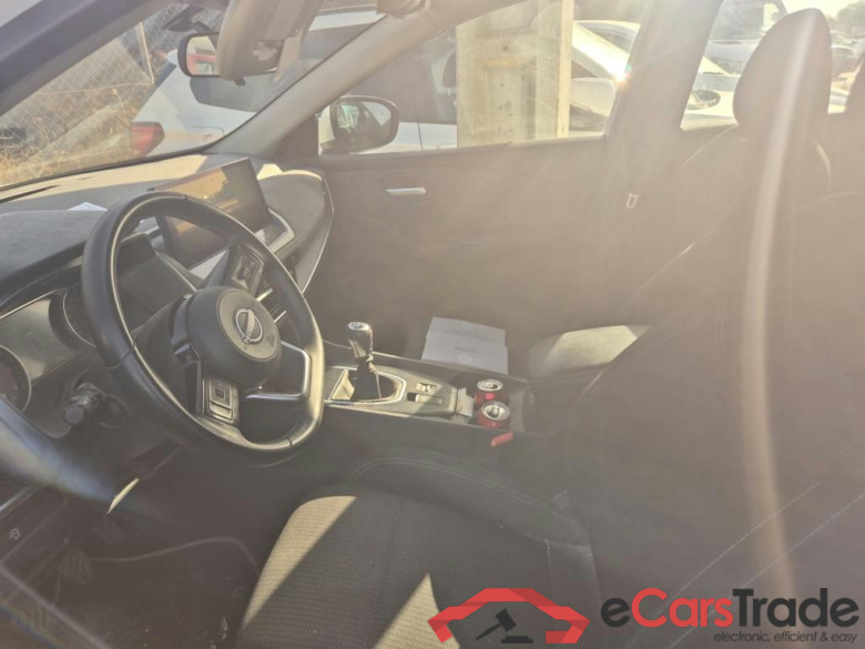 NISSAN QASHQAI / 2024 / 5P / todoterreno DIG-T 103kW (140CV) mHEV 4x2 Acenta #6