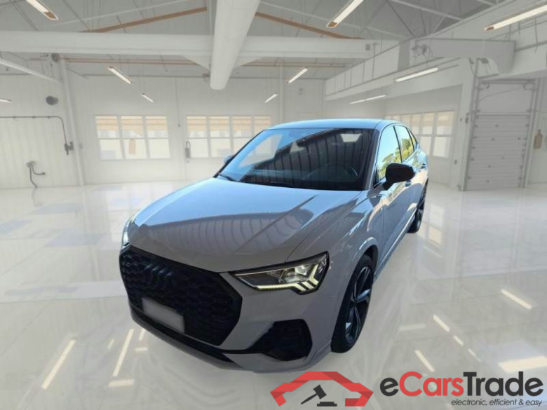 AUDI Q3 SPORTBACK / 2019 / 5P / SUV 35 TFSI S TRONIC IDENTITY BLACK #1