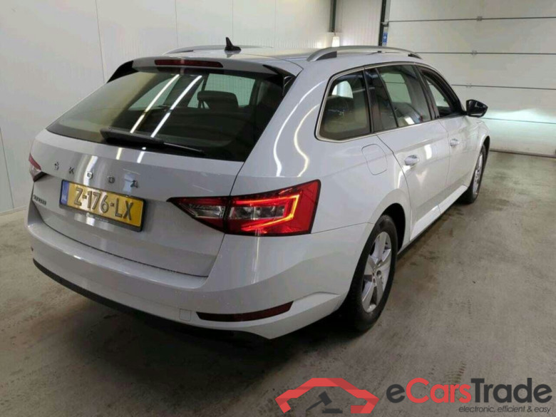 SKODA Superb Combi 1.5 TSI Business Ed. #2