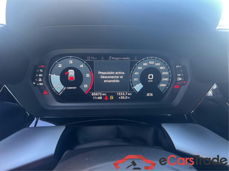 AUDI A3 / 2020 / 5P / berlina con portón Sportback Black line 30 TDI 85kW (116CV) #5