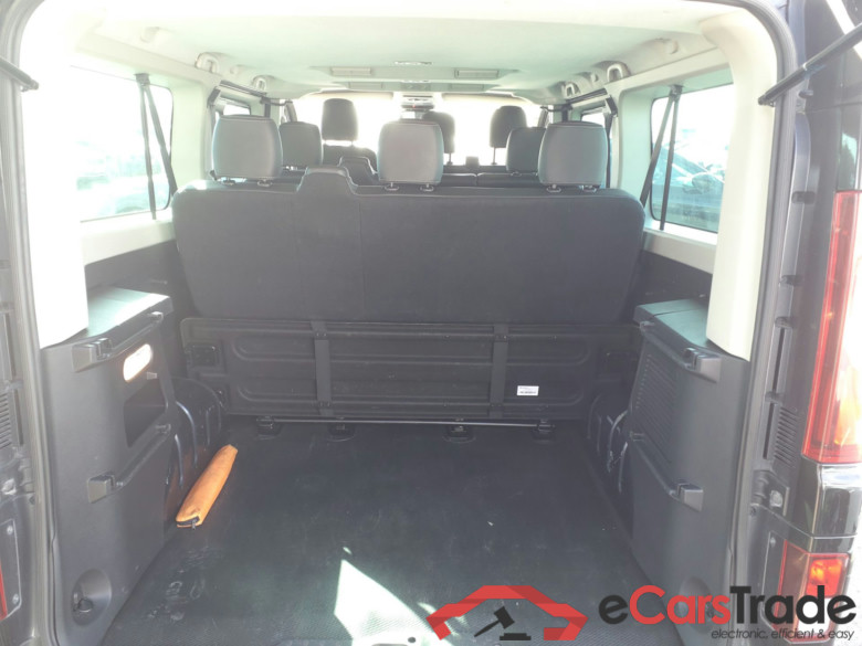 RENAULT TRAFIC                 RENAULT TRAFIC                 DCI 150 CV EDC INTENSE L2 RADAR AV AR LAT + EASYLI DCI150 EDC L2 INTENS 9 PL + RADARS +PK EASY DRIVE +VISIBILITE +CAMERA #2