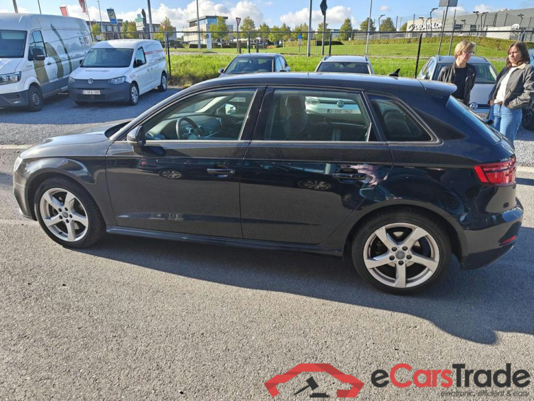 AUDI A3 Sportback e-tron (PHEV) A3 Sportback e-tron 40 TFSI PHEV Sport S tr.(EU6d-T) (150 kW #4
