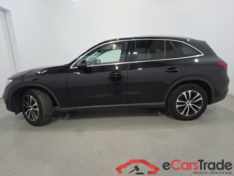 Mercedes GLC 220d 4Matic Aut. LED Ambient Widescreen ACC Navi Sport-Leather KeylessGo Camera Klima PDC ... #2
