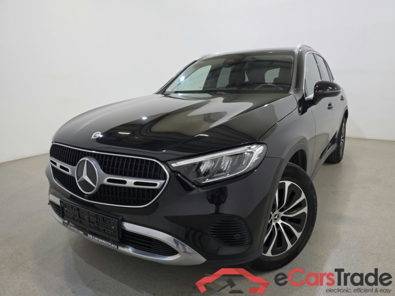 Mercedes GLC 220d 4Matic Aut. LED Ambient Widescreen ACC Navi Sport-Leather KeylessGo Camera Klima PDC ... #1