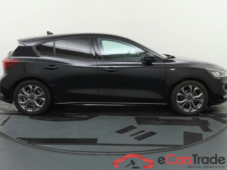 Ford Focus ST-Line X 1.0 EcoBoost 125 S&S mHEV #6