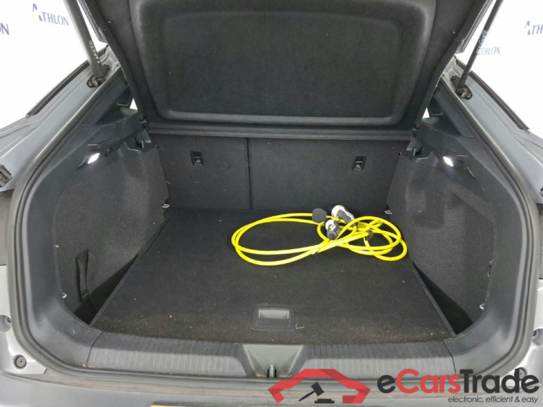 VOLKSWAGEN ID.5 BEV 77 kWh 128 kW Pro auto 5D #5
