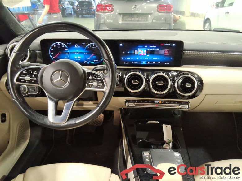 MERCEDES-BENZ CLA 1.3 CLA 250 E LUXURY LINE DCT #6