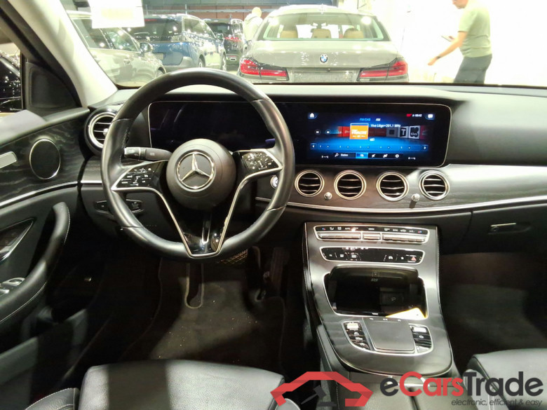 MERCEDES-BENZ E-CLASS BERLINE 1.6 E 200 D BUSINESS SOLUTION AUTO #6