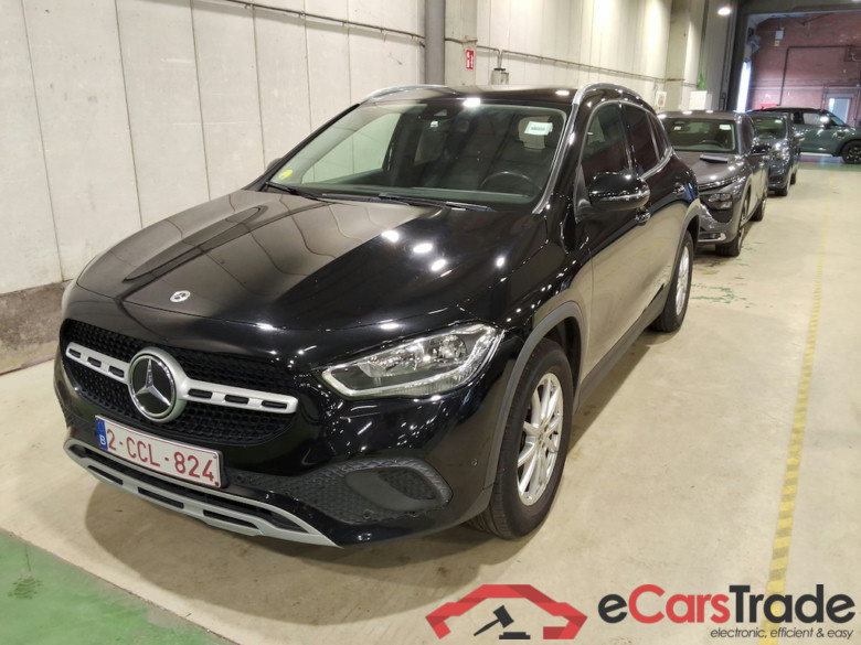 MERCEDES-BENZ GLA 2.0 GLA 180 D DCT BUSINESS SOLUTION ESS #1