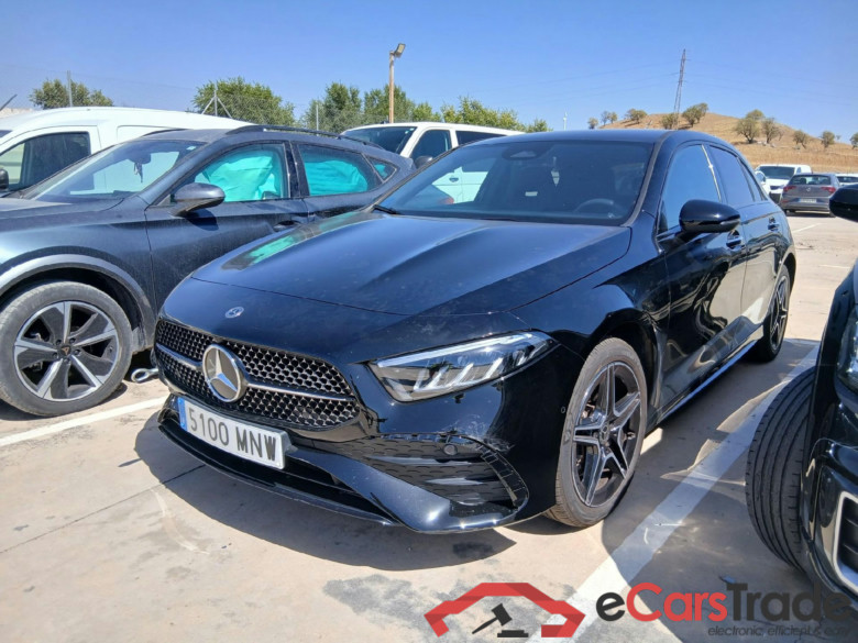 MERCEDES-BENZ Clase A / 2022 / 5P / berlina con portón A 250 e #1