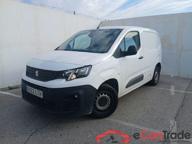 PEUGEOT Partner / 2018 / 4P / furgón derivado de turismo Premium Standard 600kg BlueHDi 73kW (AC) #1