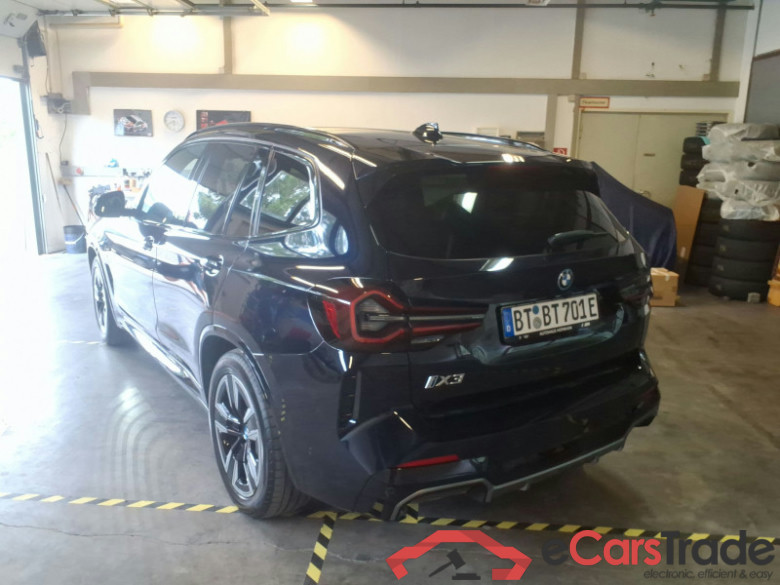 BMW iX3  #4