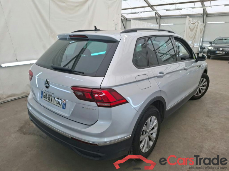 VOLKSWAGEN Tiguan / 2020 / 5P / SUV 1.4 eHybrid 245 DSG6 Life Business #3