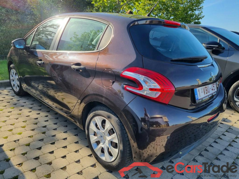 PEUGEOT 208 1.2i Access #3