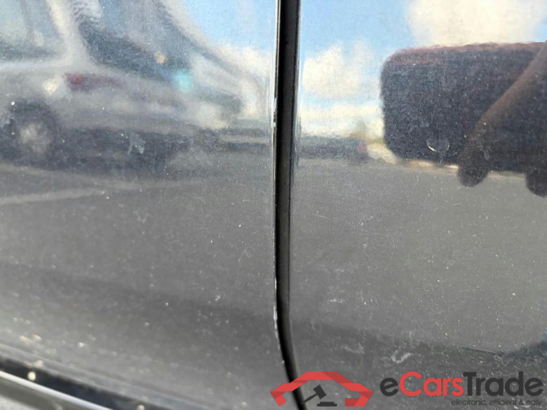 KIA Sportage 1.6 CRDi Black Edition #2