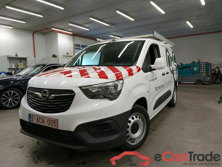 OPEL - OPE COMBO Turbo 102PK L2H1 Edition Pack Professional & Multimedia Nav Pro & Rear Park Sensors
