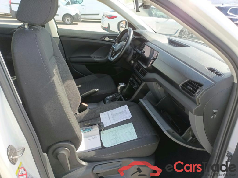 VOLKSWAGEN T-Cross / 2018 / 5P / todoterreno Advance 1.0 TSI 85kW (115CV) DSG (AC) #6