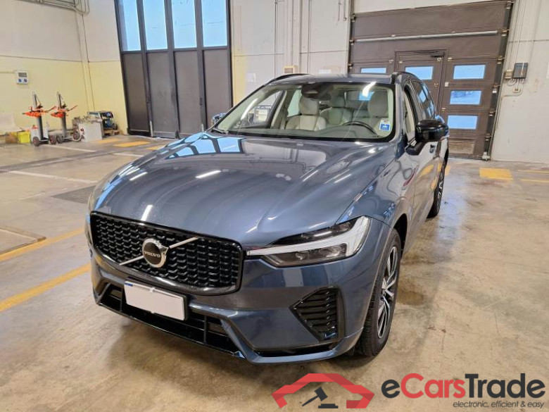 VOLVO XC60 / 2021 / 5P / SUV B4 D AUTOMATICO PLUS DARK #1