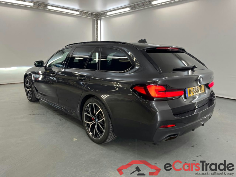 BMW 5-SERIE TOURING 530e Business Edition Plus #3