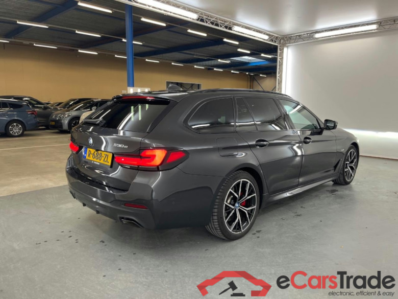 BMW 5-SERIE TOURING 530e Business Edition Plus #4