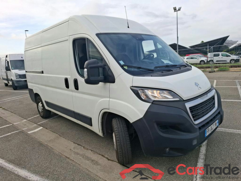 PEUGEOT Boxer 2014 4P Fourgon tôlé BlueHDi 120 ASPHALT 333 L2H2 #4