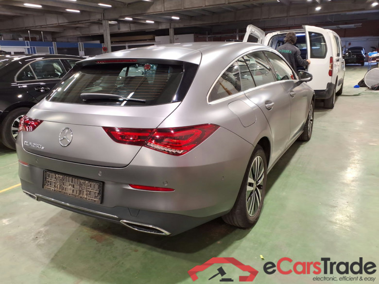 MERCEDES-BENZ CLA 1.3 CLA 250 E BUSINESS SOLUTION DCT #4