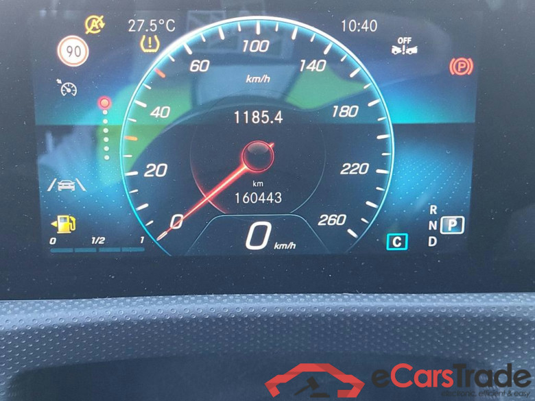 MERCEDES-BENZ Clase A / 2018 / 5P / berlina con portón A 200 d #5