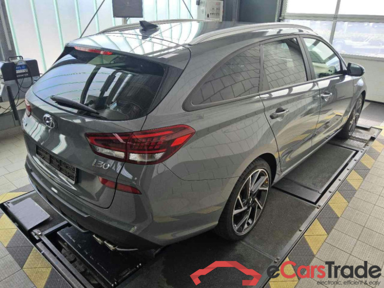 Hyundai i30 cw (PD)(01.2017->) DE - Kb5 1.5 T-GDI Mild-Hybrid EU6d, N Line (OPF), (Facelift) 2021 - 2024 #3