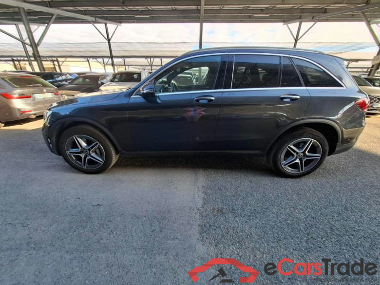 MERCEDES-BENZ GLC / 2019 / 5P / SUV 2.0 GLC 300 E AMG LINE 4MATIC #4