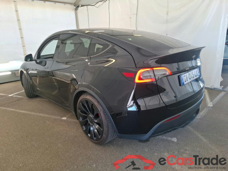 TESLA Model Y / 2020 / 5P / SUV Performance Dual-Motor AWD #3