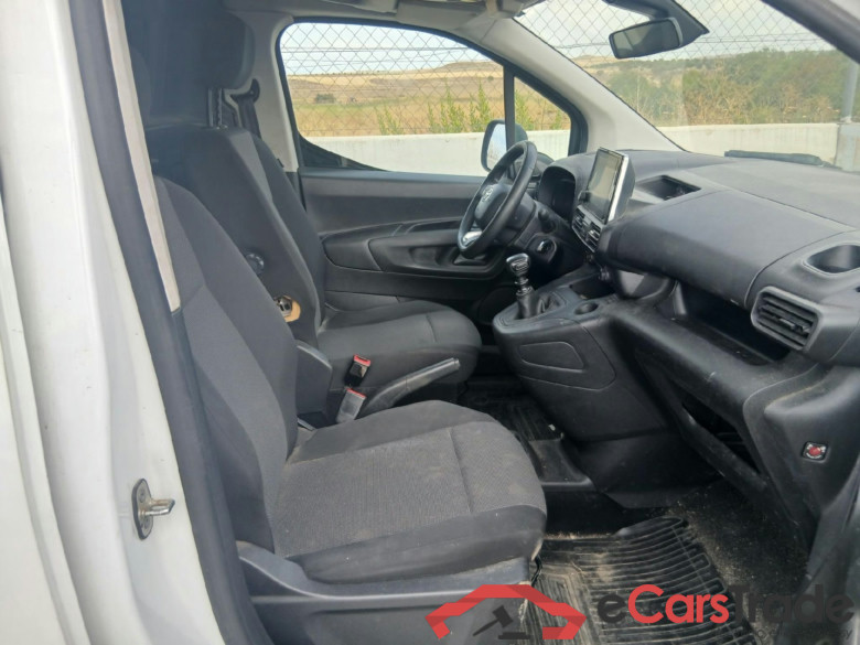 TOYOTA Proace City/2020/4P/furgón derivado de turismo Van 1.5D 96kW (130CV) GX Plus L1 #6