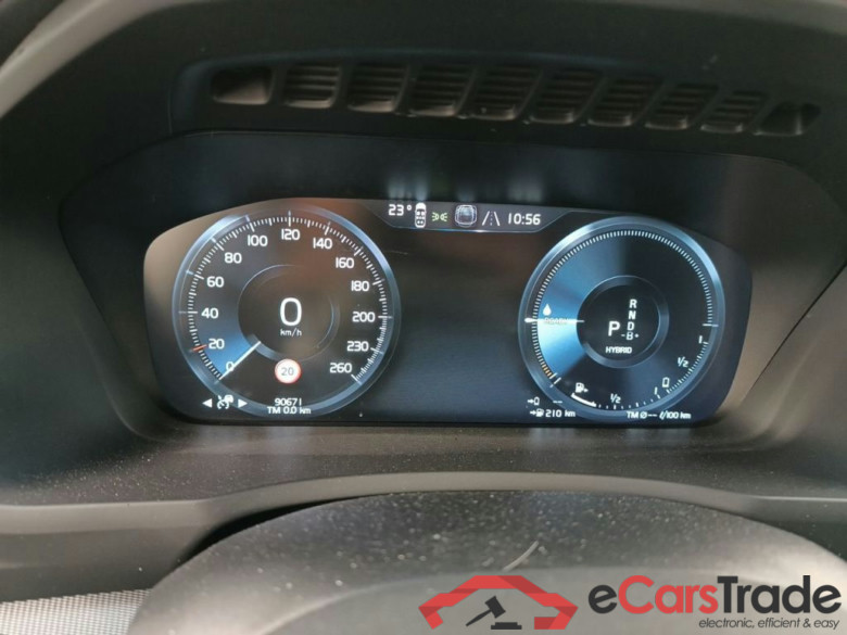 Volvo XC90 2.0 T8 4WD R-Design Aut. 7PL. 5d #6
