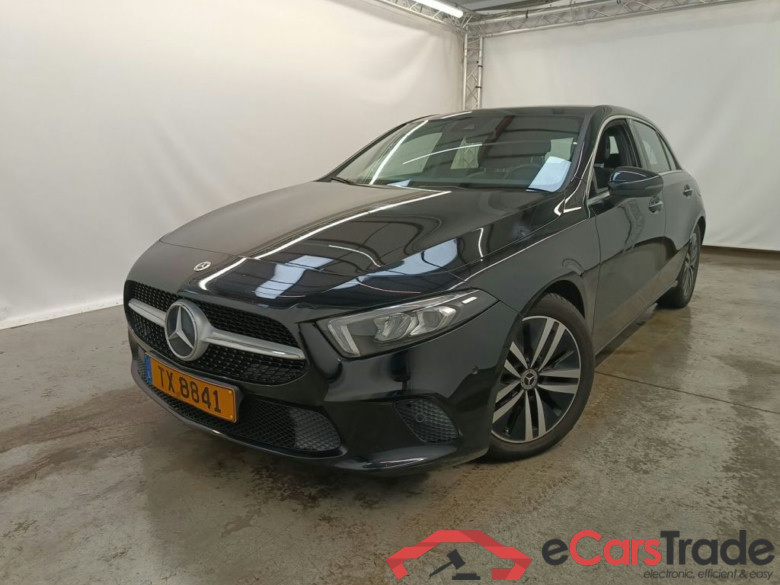 MERCEDES CLASSE A DIESEL (W177) A 200 d 150hp Luxury Line 5d