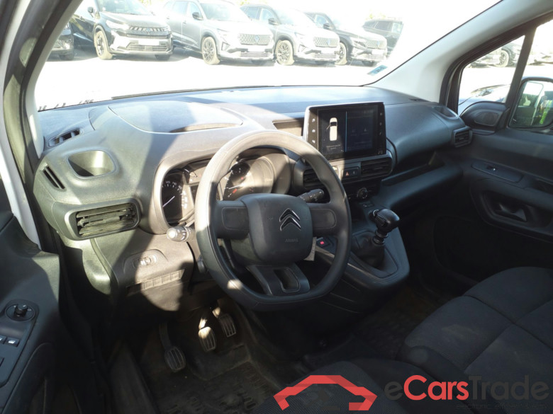 CITROËN Berlingo  CITROËN Berlingo  VAN M 950 HDI 100 BVM6 + PACK CHANTIER + CABINE EXTENSO +ECRAN 8 POUCES + CAMERA RECUL #4